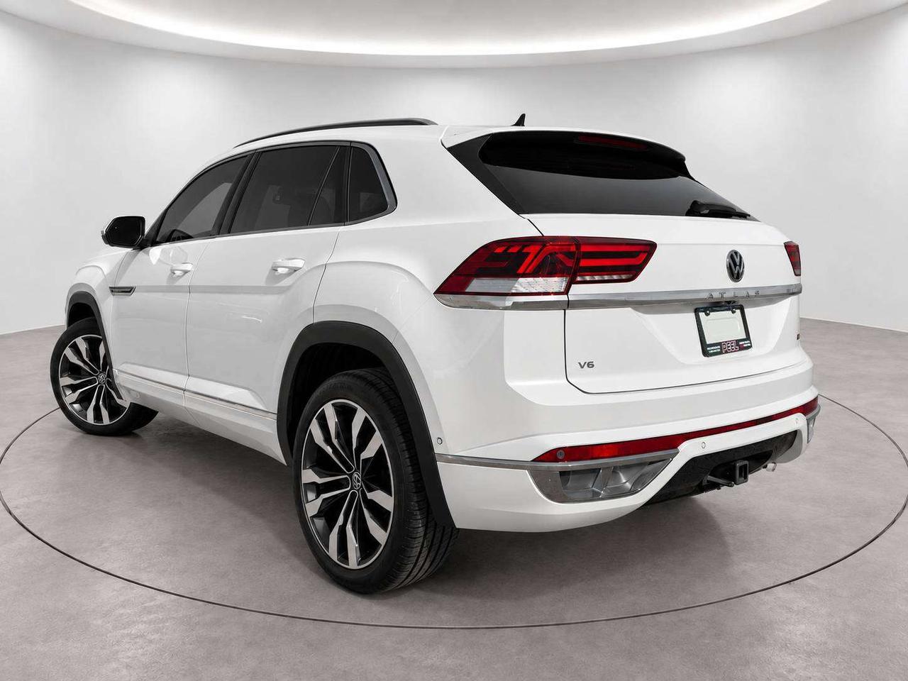 2022 Volkswagen Atlas Execline V6 R Line |Vented Leather |Panoroof |AWD Photo3