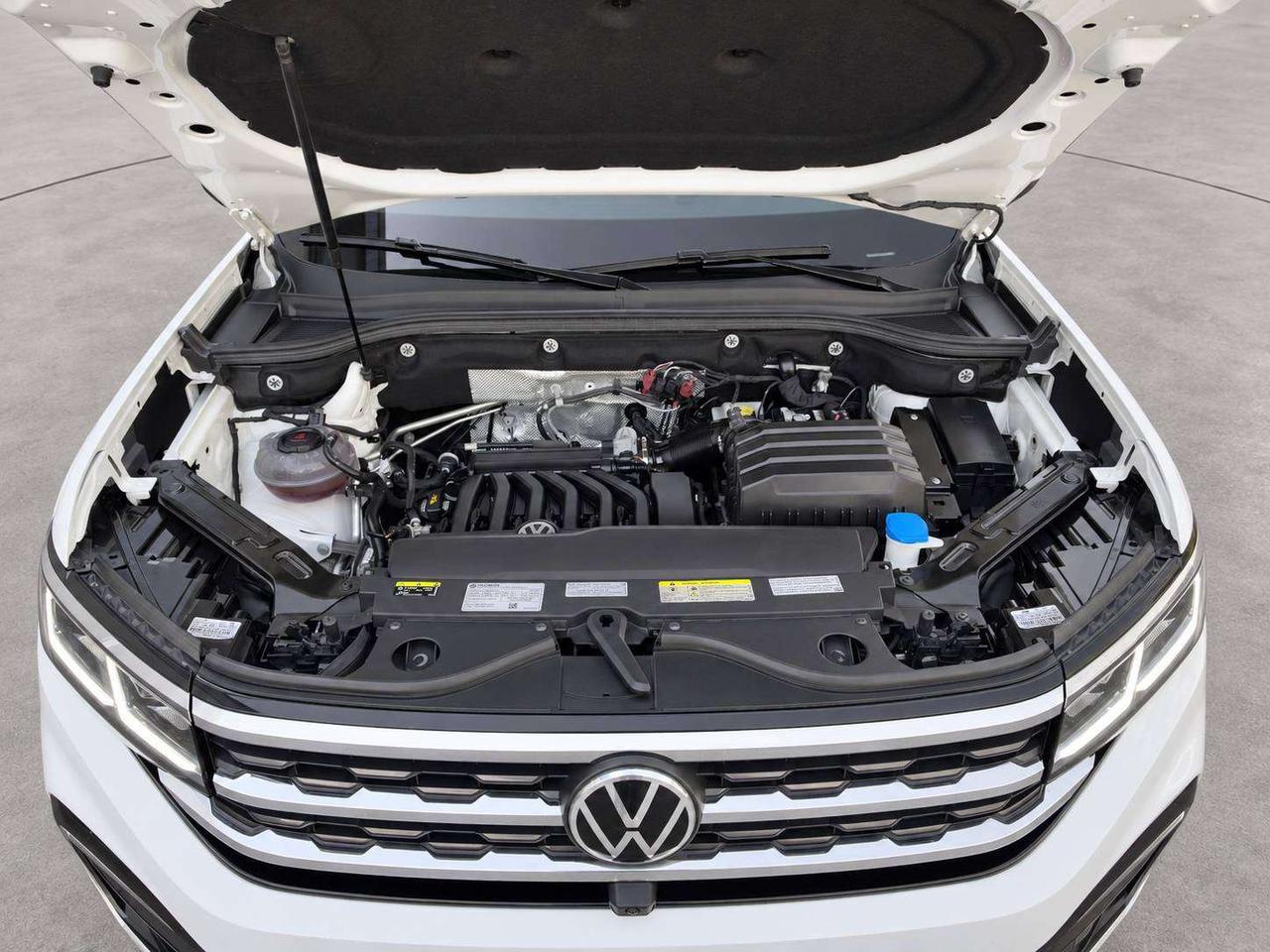 2022 Volkswagen Atlas Execline V6 R Line |Vented Leather |Panoroof |AWD Photo