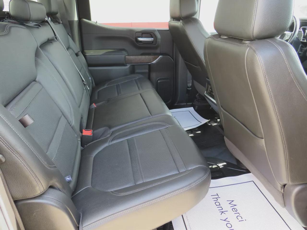 2019 GMC Sierra 1500 Denali | 4WD | Automatic | Crew Cab | Short Bed | Alloy Wheels | Leather Seats |  Power, Heated & Cooled Front Seats | Heated Rear Seats | Heated Steering Wheel |  Multi-Zone Climate Control | Back-Up Camera | Blind Spot Monitor | Cross Traffic Alert | La Photo