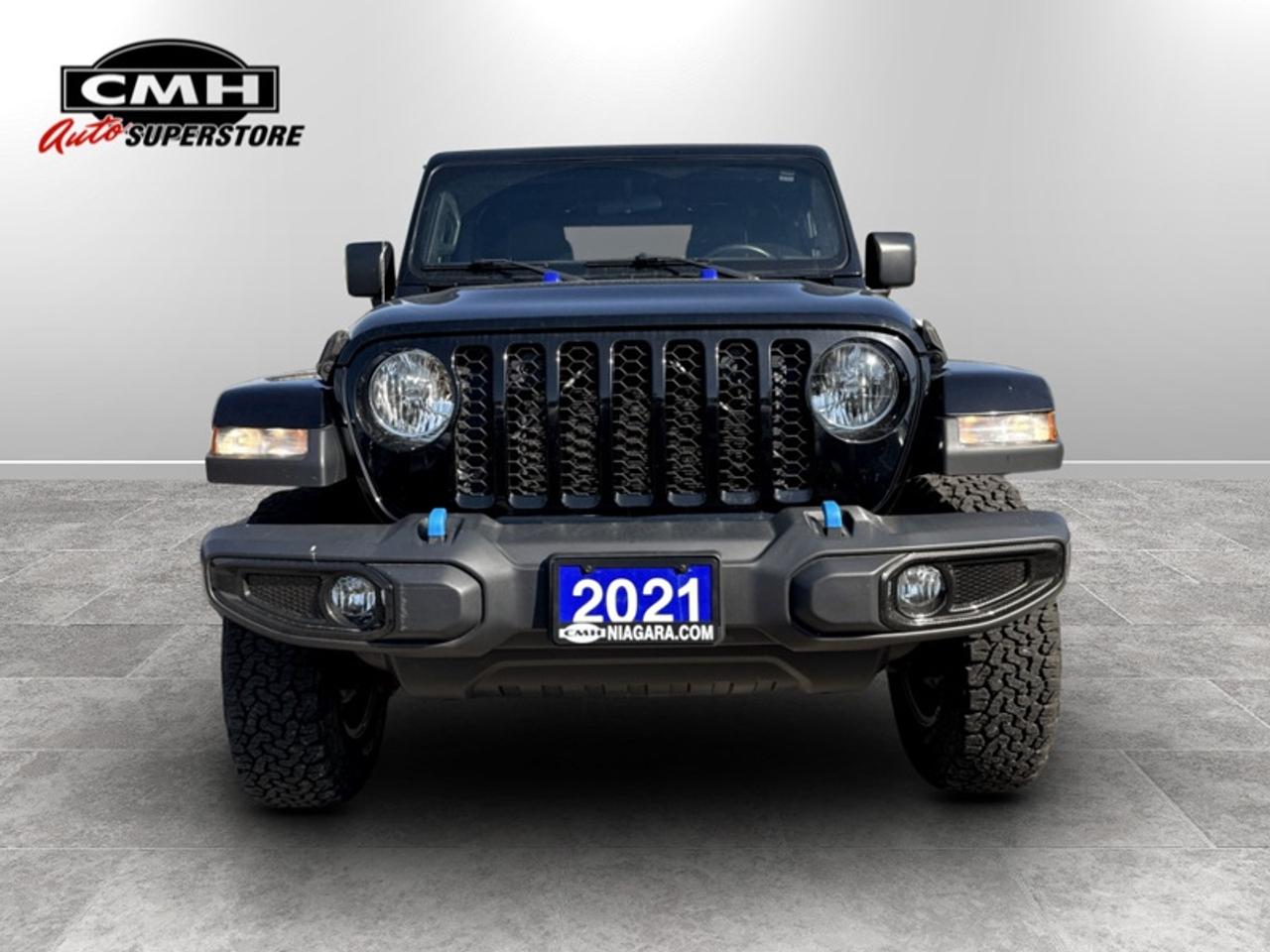 2021 Jeep Gladiator Sport S w/Tech Group  **AM PWR RUNNERS** Photo