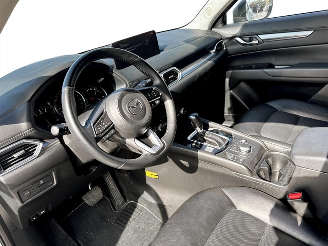 2024 Mazda CX-5 GT  **GREAT MILEAGE** Photo