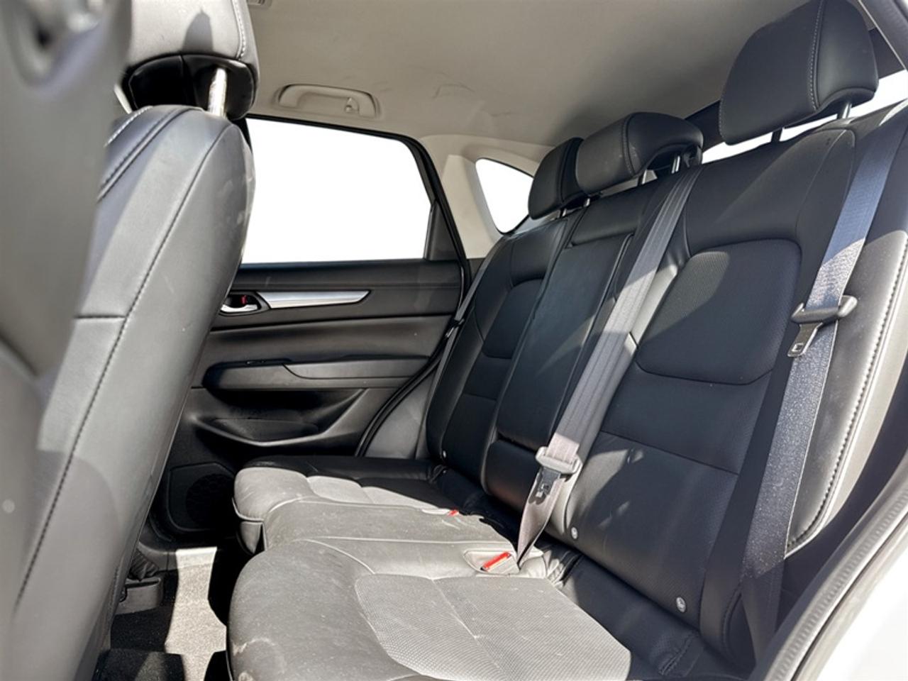 2024 Mazda CX-5 GT  **GREAT MILEAGE** Photo
