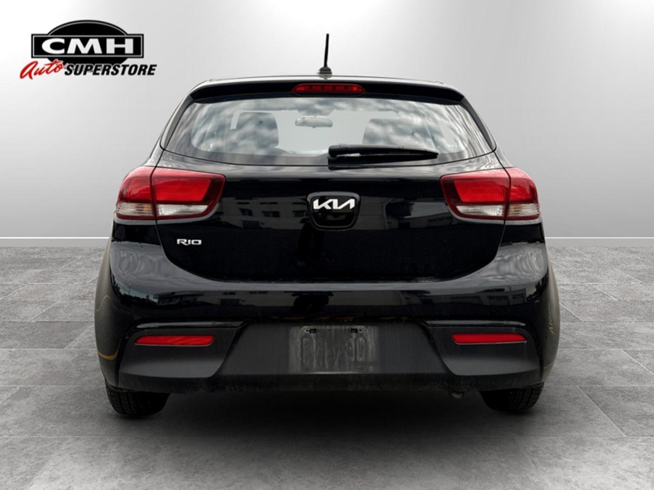 2023 Kia Rio 5-Door LX+ Photo