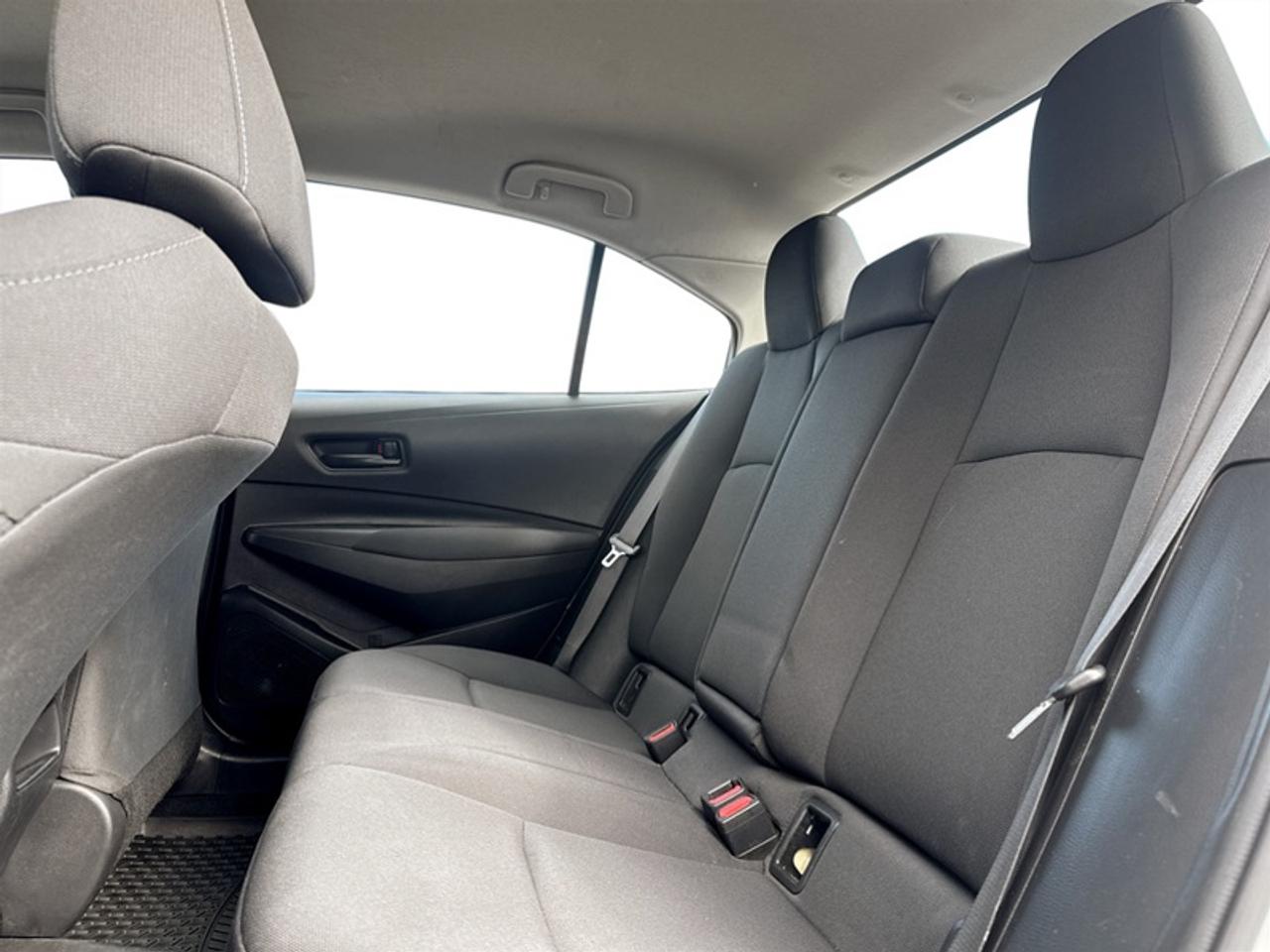 2022 Toyota Corolla LE Photo