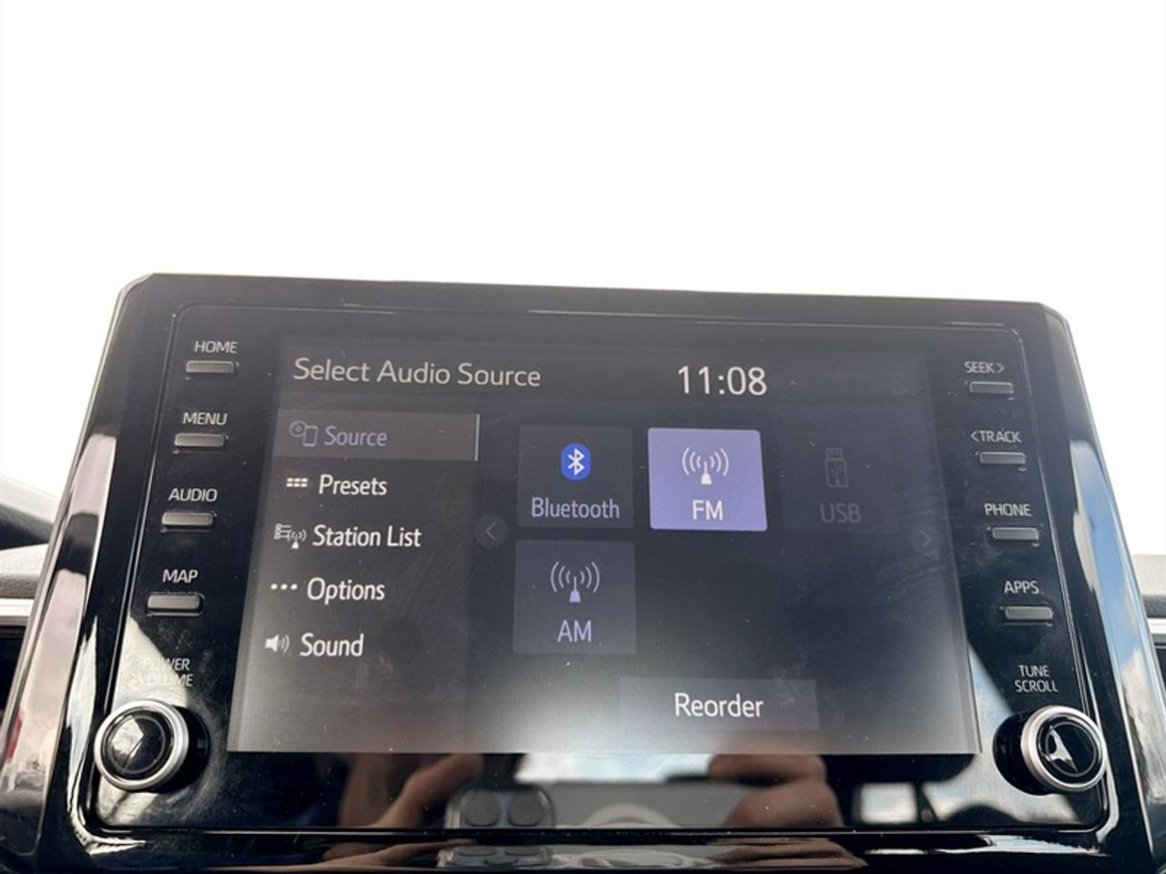 2022 Toyota Corolla LE Photo