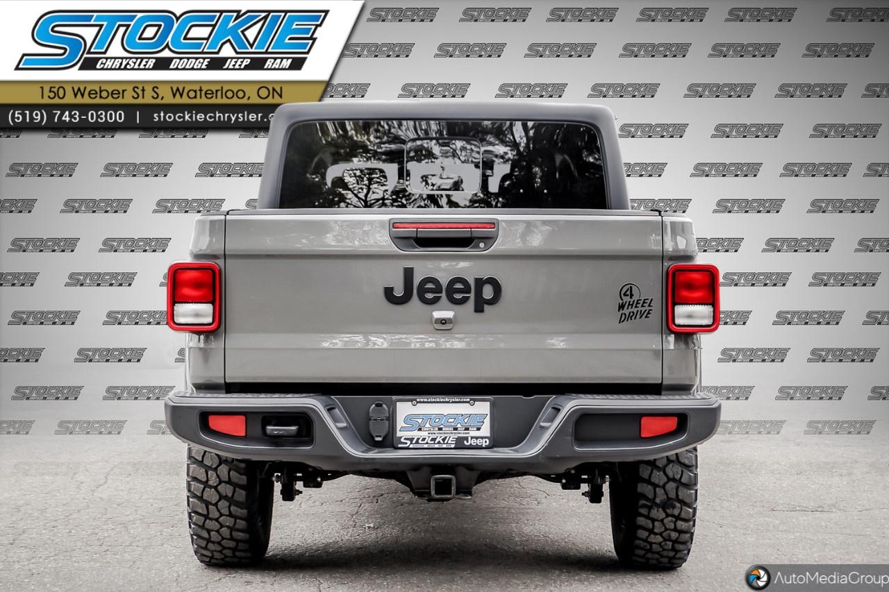 2023 Jeep Gladiator Willys 4x4 Photo