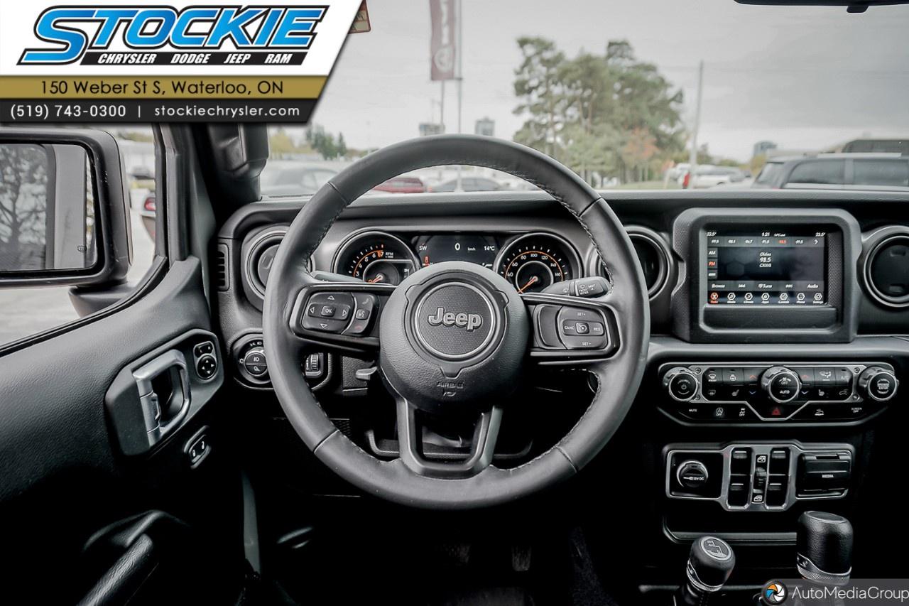 2023 Jeep Gladiator Willys 4x4 Photo