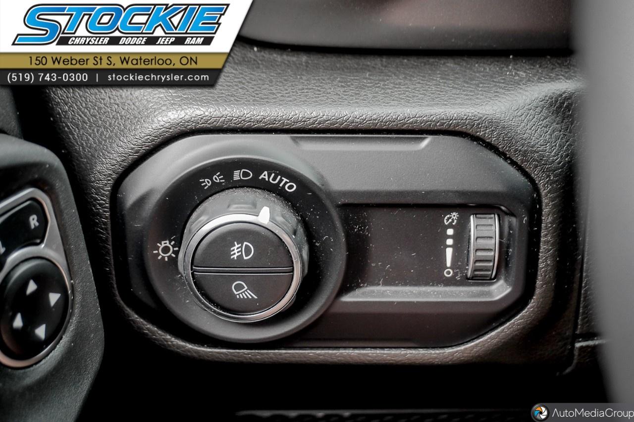 2023 Jeep Gladiator Willys 4x4 Photo