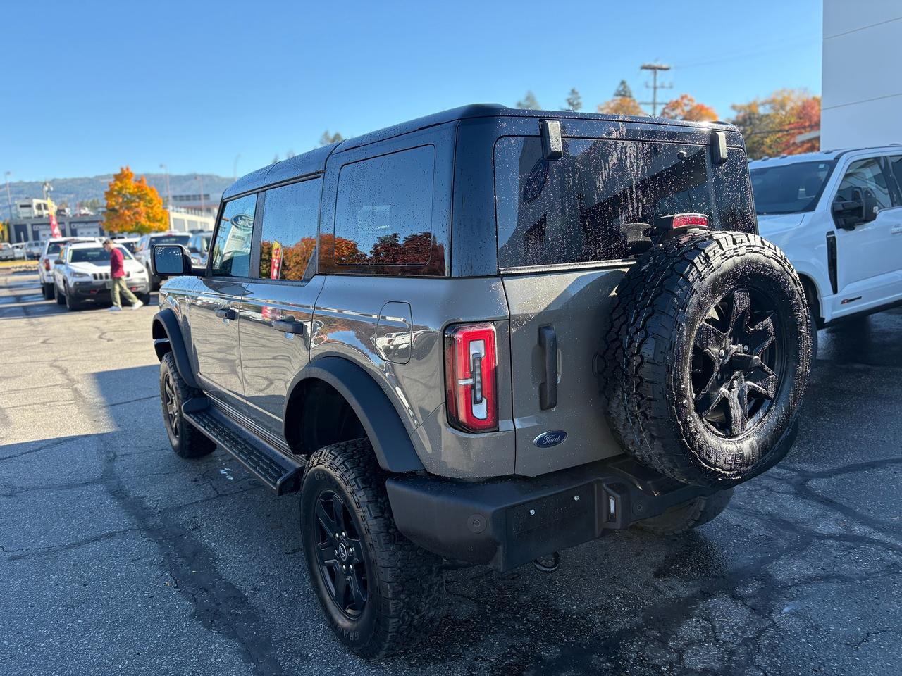2025 Ford Bronco Outer Banks Photo2