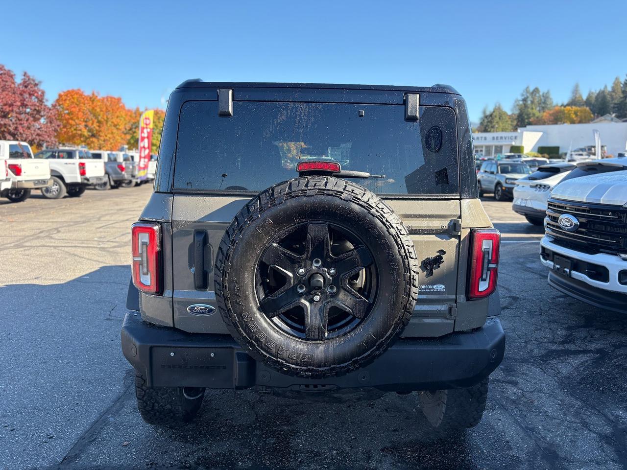 2025 Ford Bronco Outer Banks Photo3