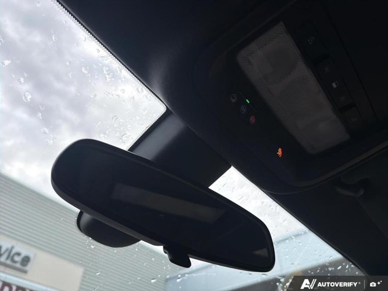 2018 Chevrolet Cruze Hatch LT  - Heated Seats Photo