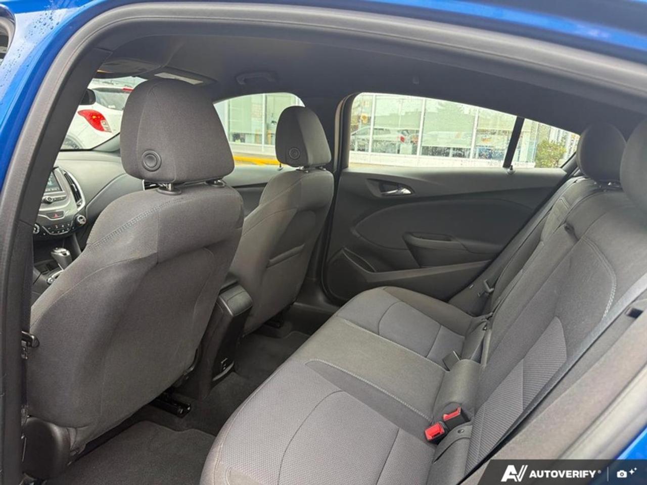 2018 Chevrolet Cruze Hatch LT  - Heated Seats Photo