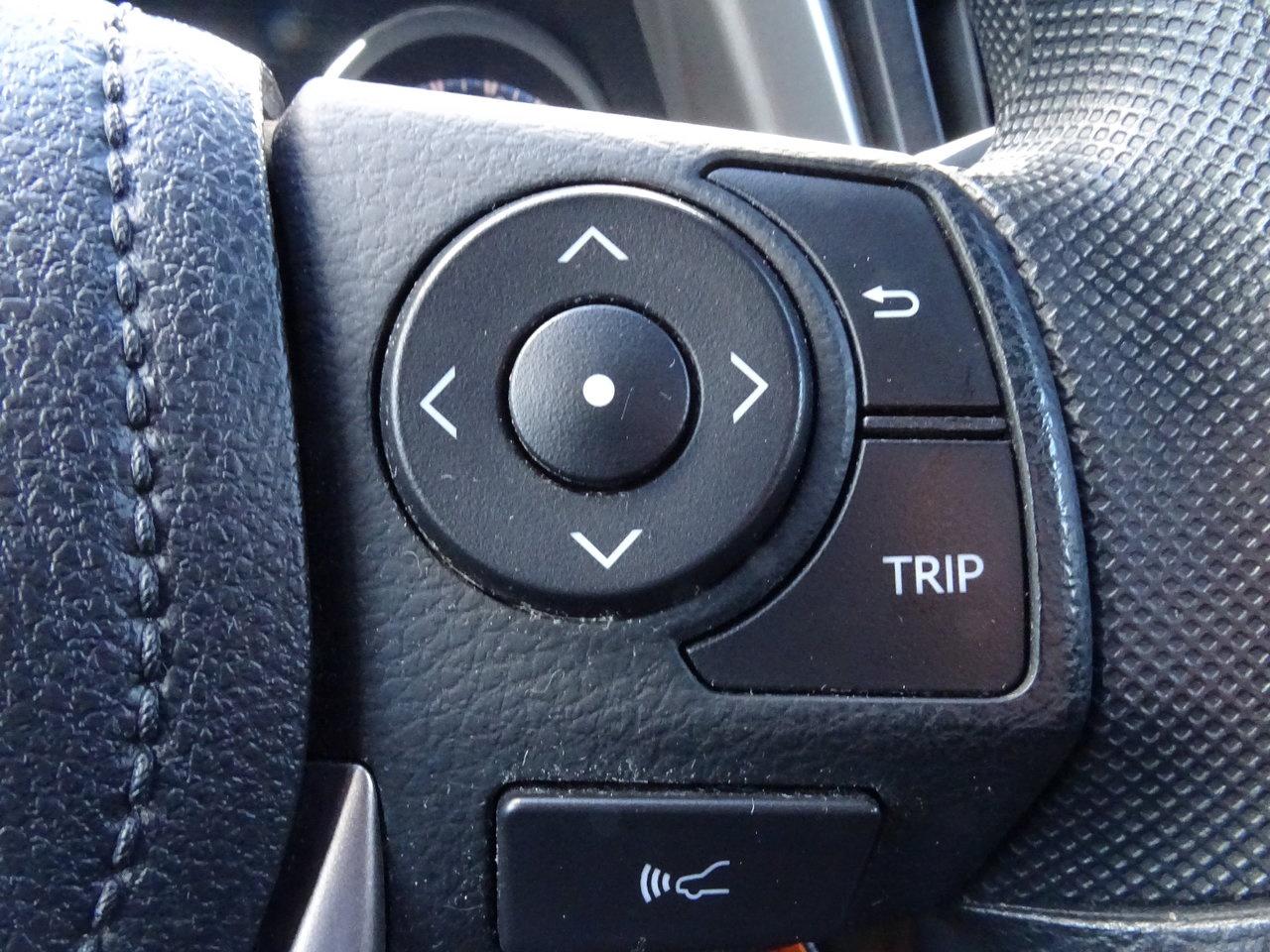 2018 Toyota RAV4 LE Photo
