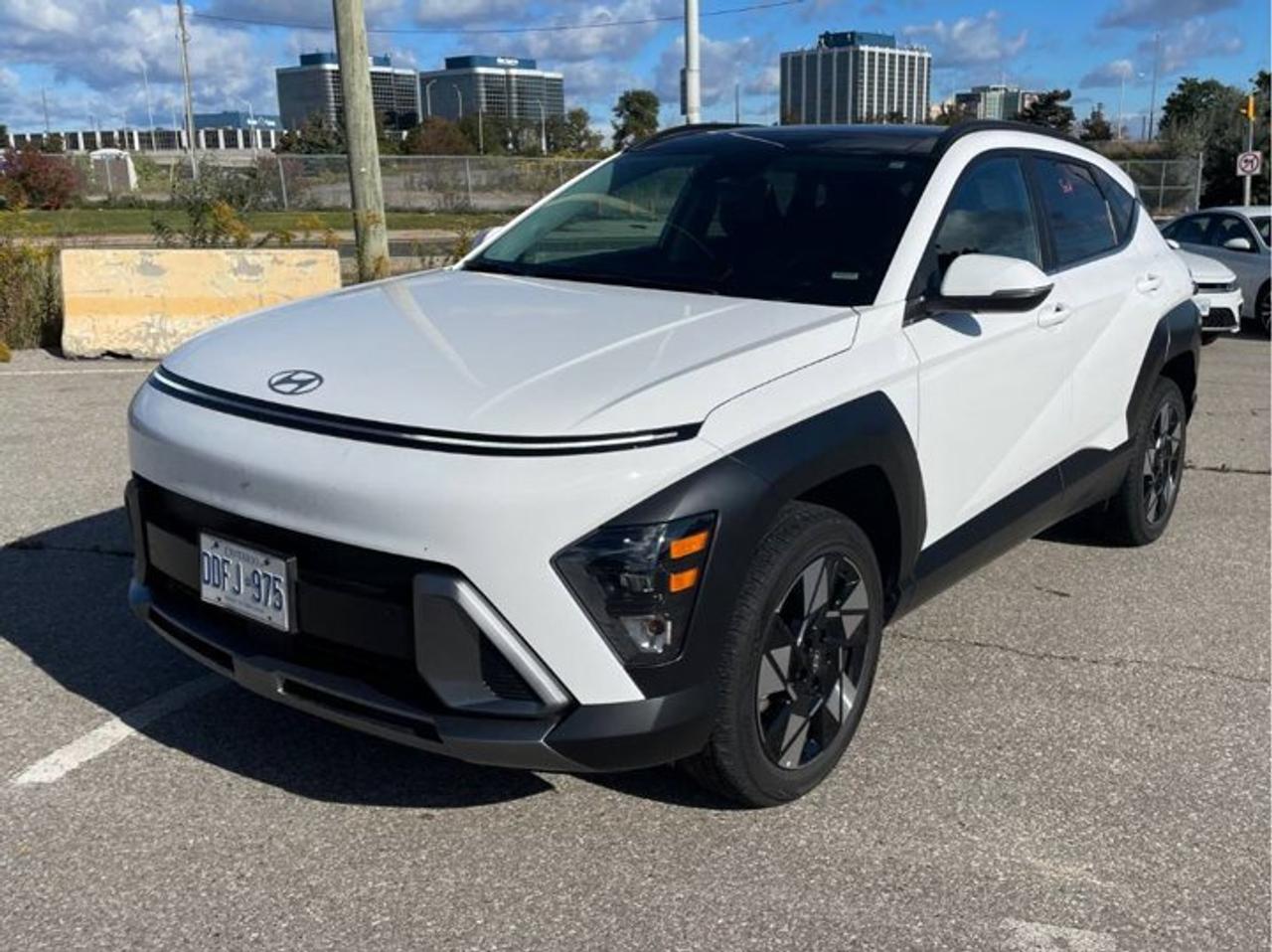 2025 Hyundai KONA Preferred Trend AWD | Leather | Sunroof | Heated Seats + Steering | Remote Start | and More ! Photo