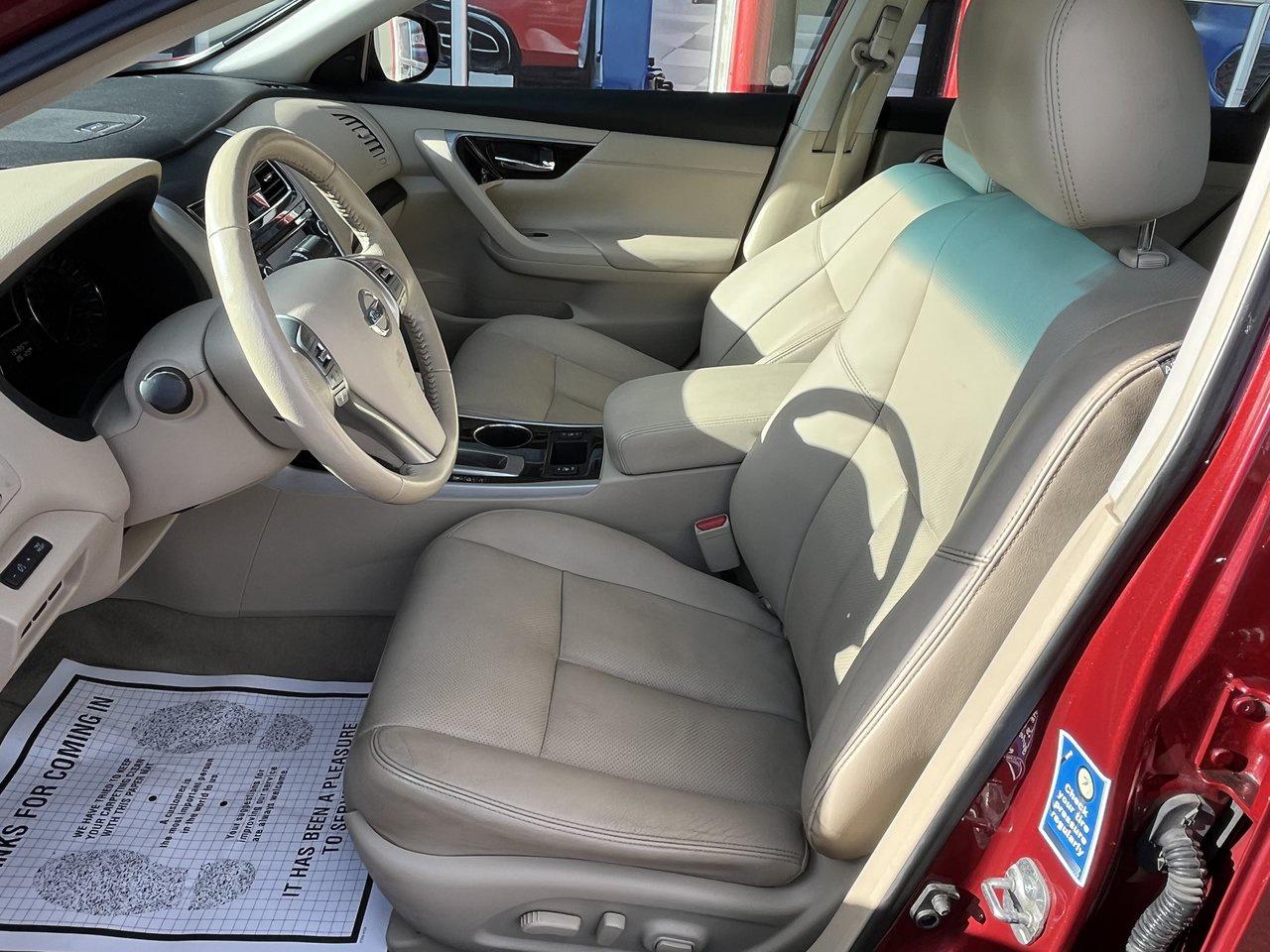2013 Nissan Altima SL Photo