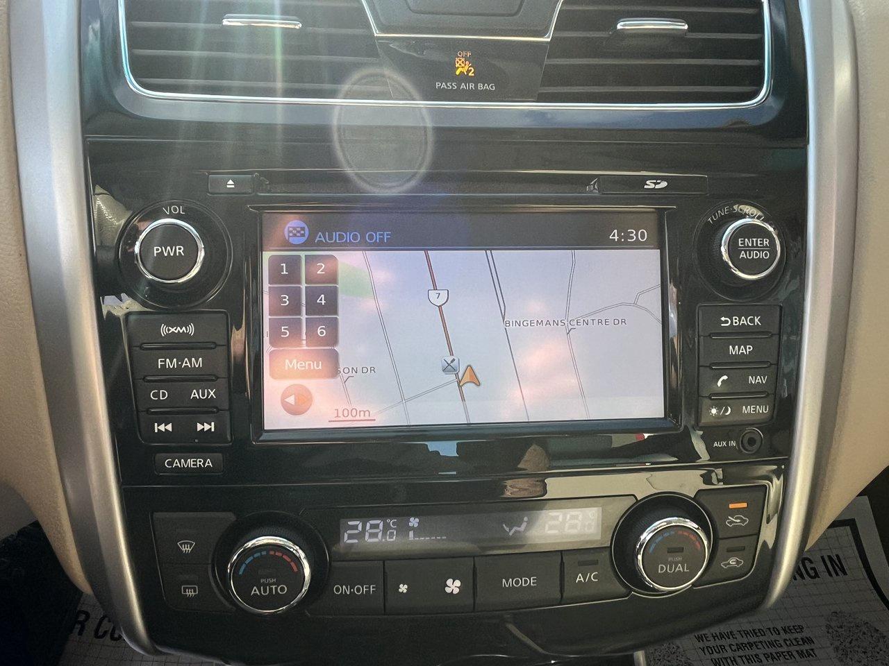 2013 Nissan Altima SL Photo