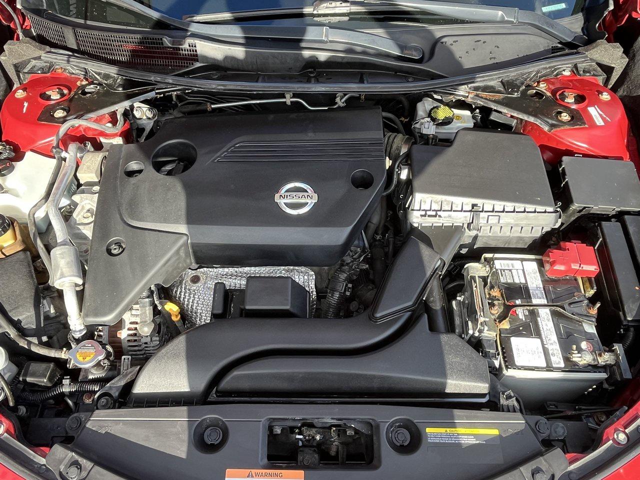 2013 Nissan Altima SL Photo