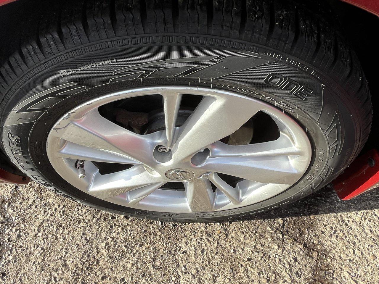 2013 Nissan Altima SL Photo