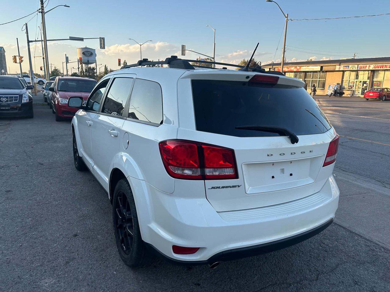 2016 Dodge Journey SXT Photo