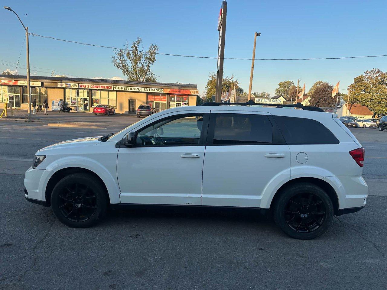 2016 Dodge Journey SXT Photo