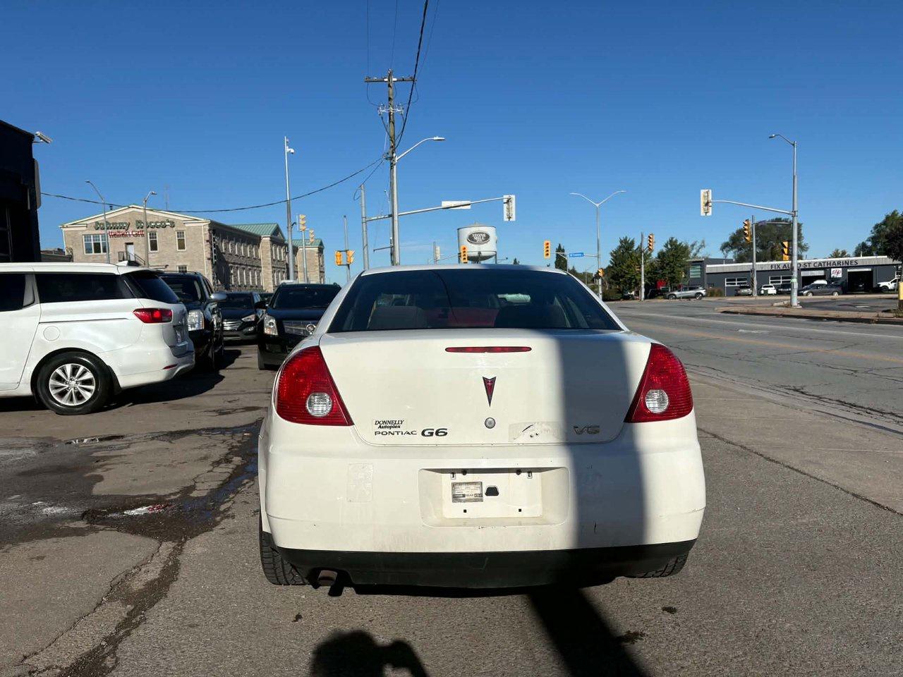 2007 Pontiac G6 SE Photo