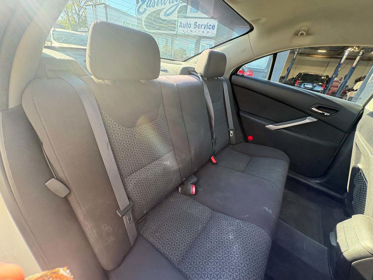 2007 Pontiac G6 SE Photo