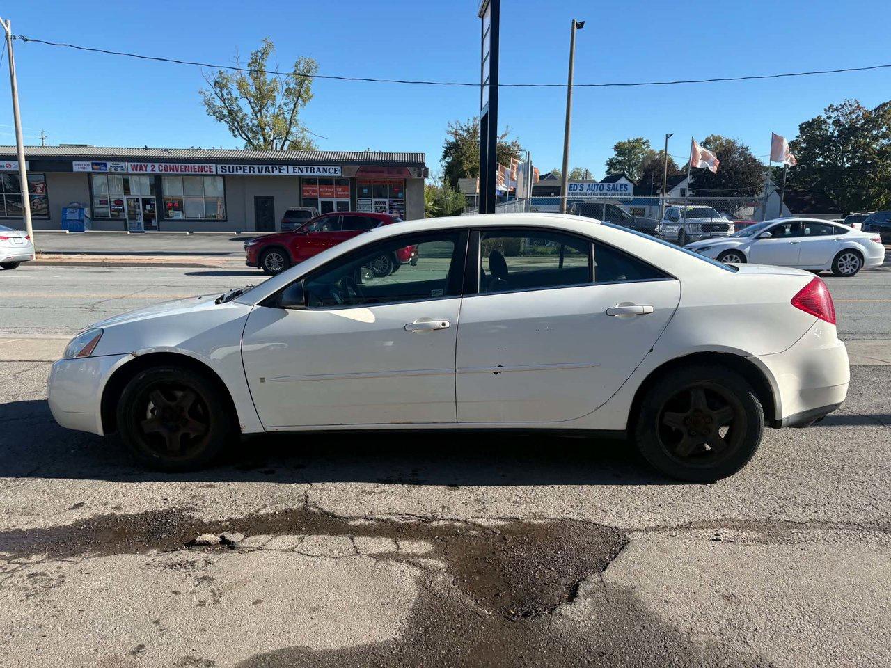 2007 Pontiac G6 SE Photo