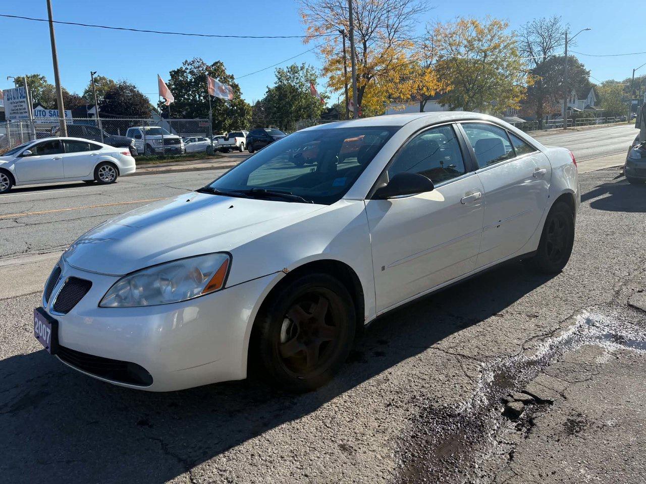 2007 Pontiac G6 SE Photo