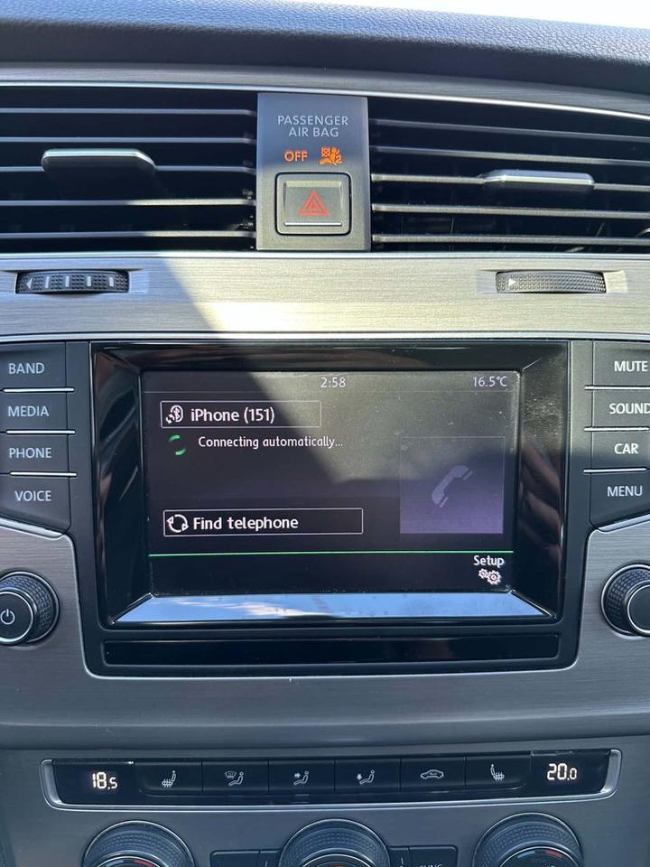 2015 Volkswagen Golf SAFETY INCLUDED Photo