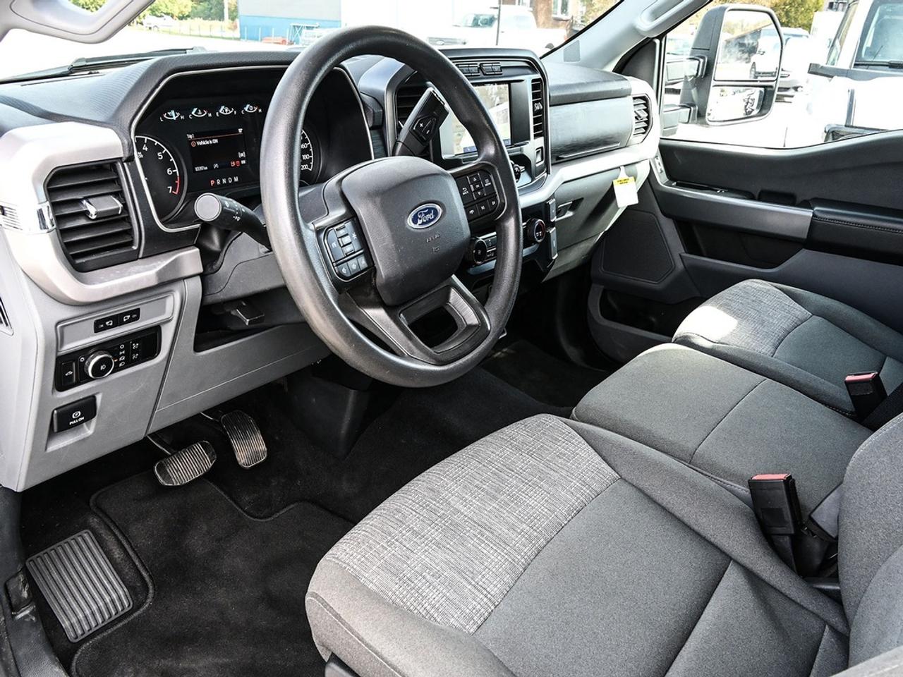 2023 Ford F-150 XLT Photo