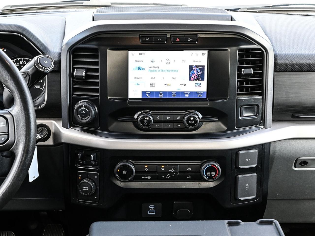 2023 Ford F-150 XLT Photo