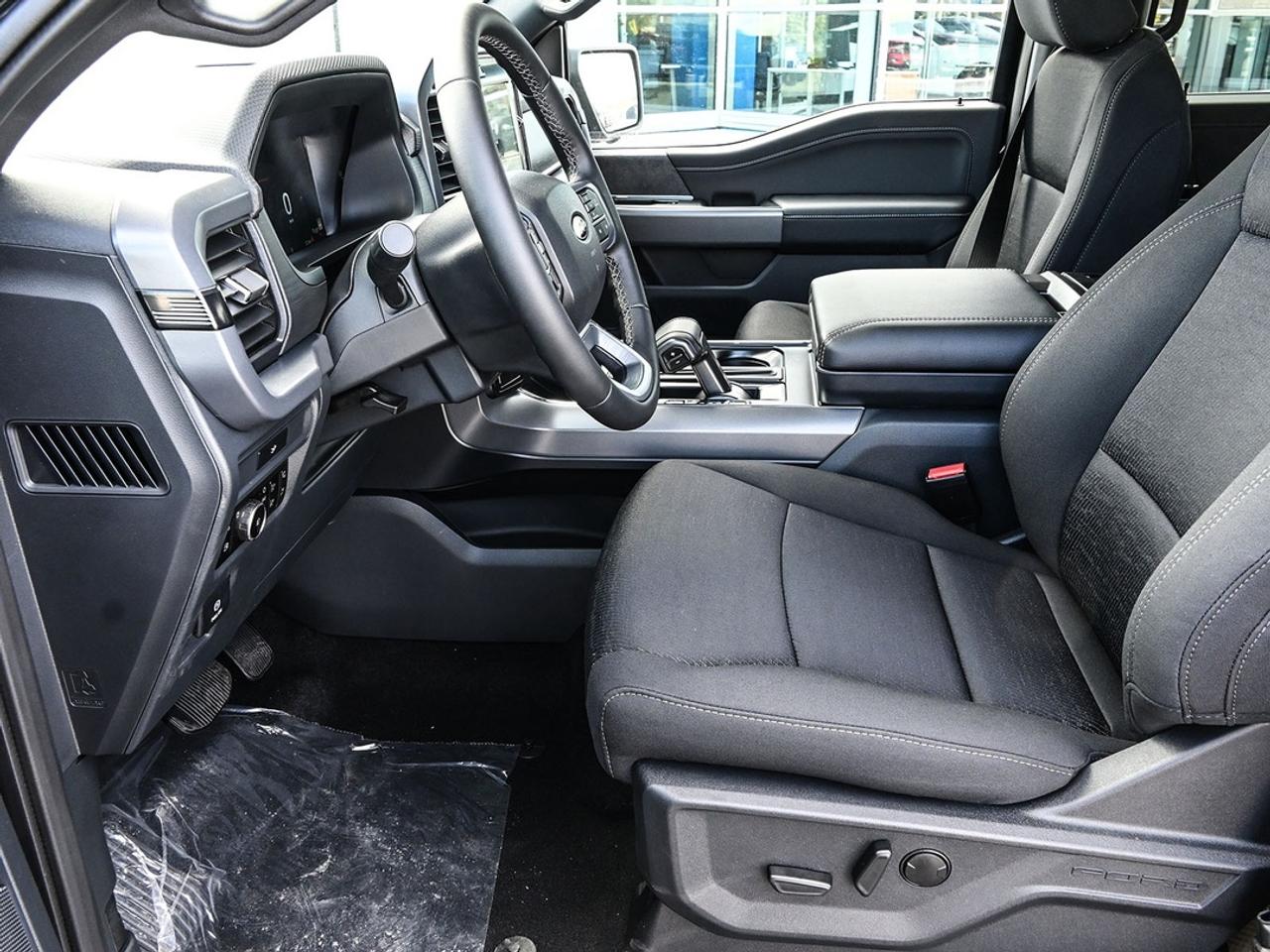 2026 Ford F-150 XLT Photo
