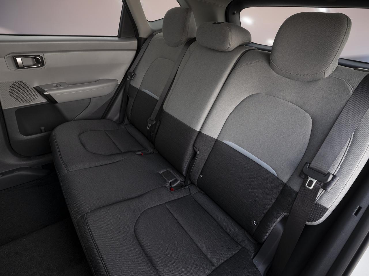 2027 Kia Seltos LX AWD Photo