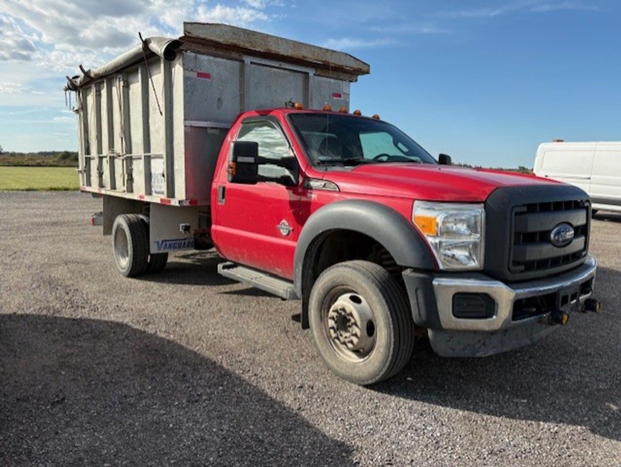 2012 Ford Select 4WD Reg Cab 165" WB 84" CA XL Photo0