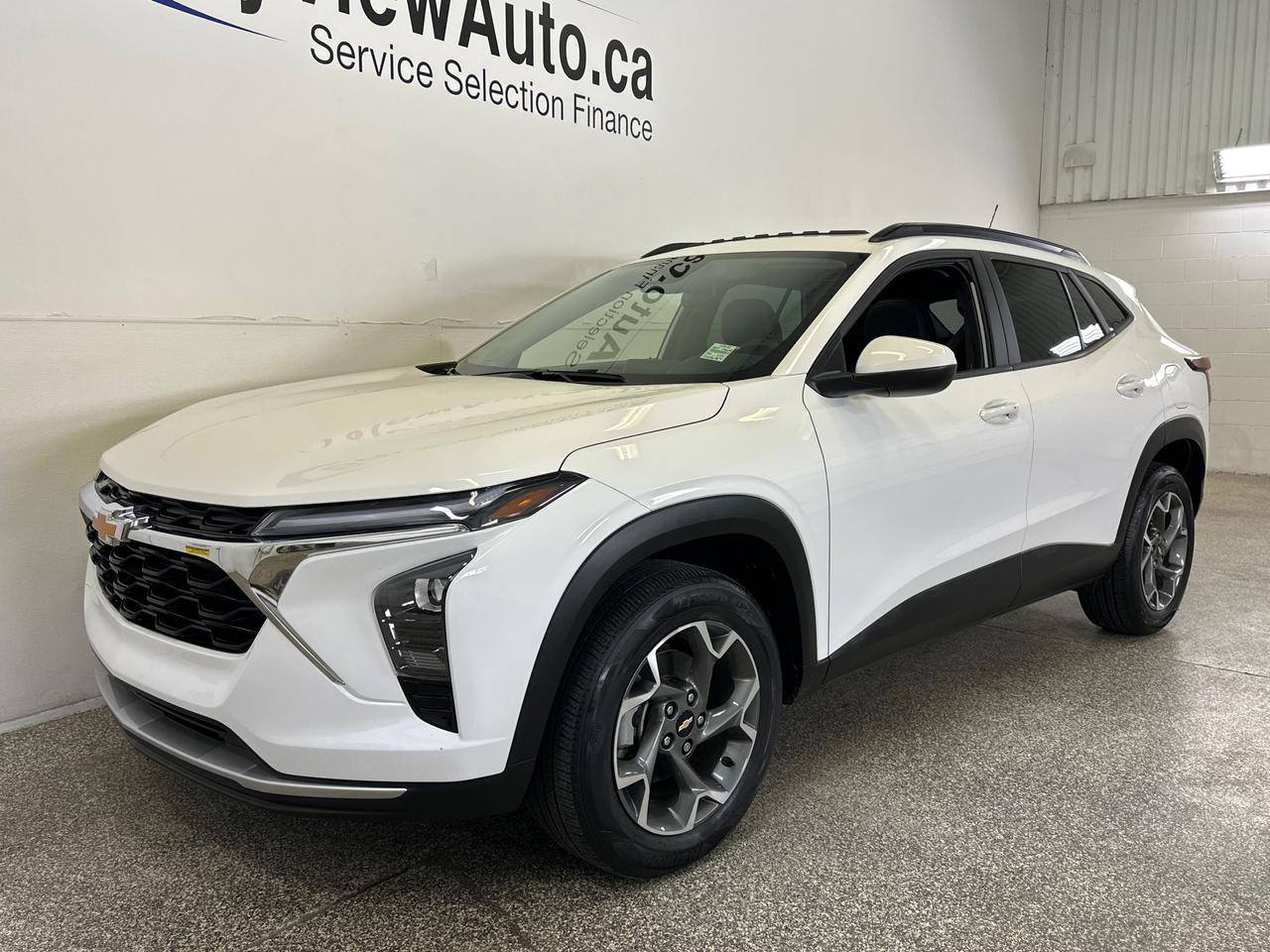 2025 Chevrolet Trax LT/SUNROOF/26KM/OFF 1 OWNER GMAC LEASE! Photo