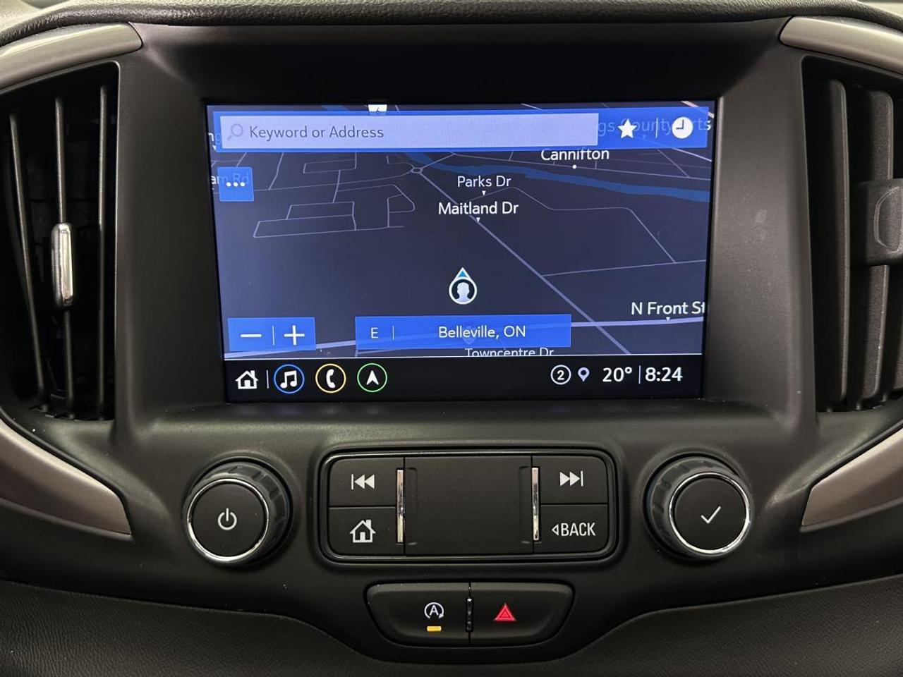 2024 GMC Terrain AT4/AWD/PANOROOF/LEATHER/NAVI/1 OWNER LEASE RETURN! Photo