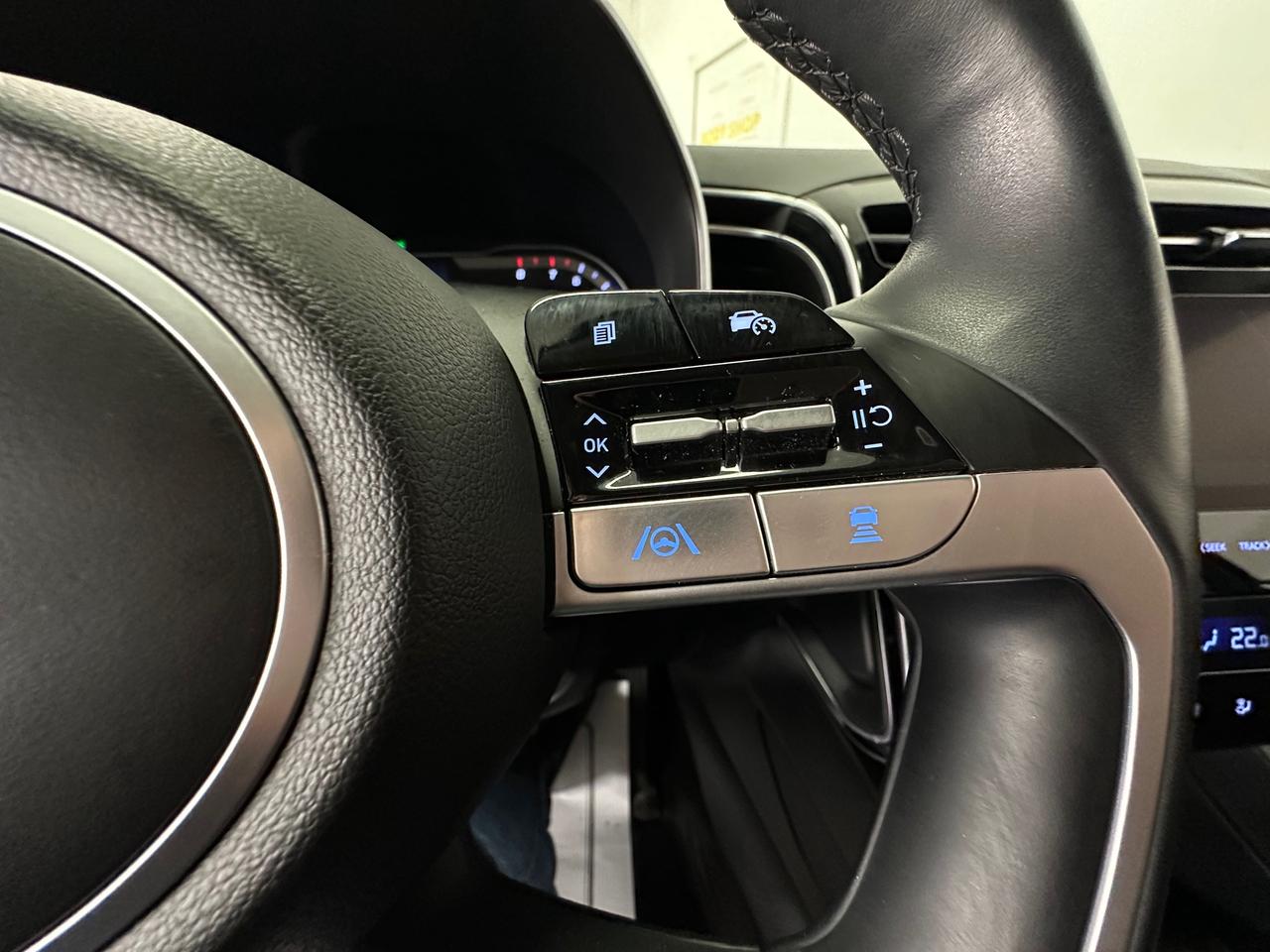 2024 Hyundai Tucson Preferred PREFERRED/AWD/NAVI/32KM/OFF 1 OWNER HYUNDAI LEASE! Photo