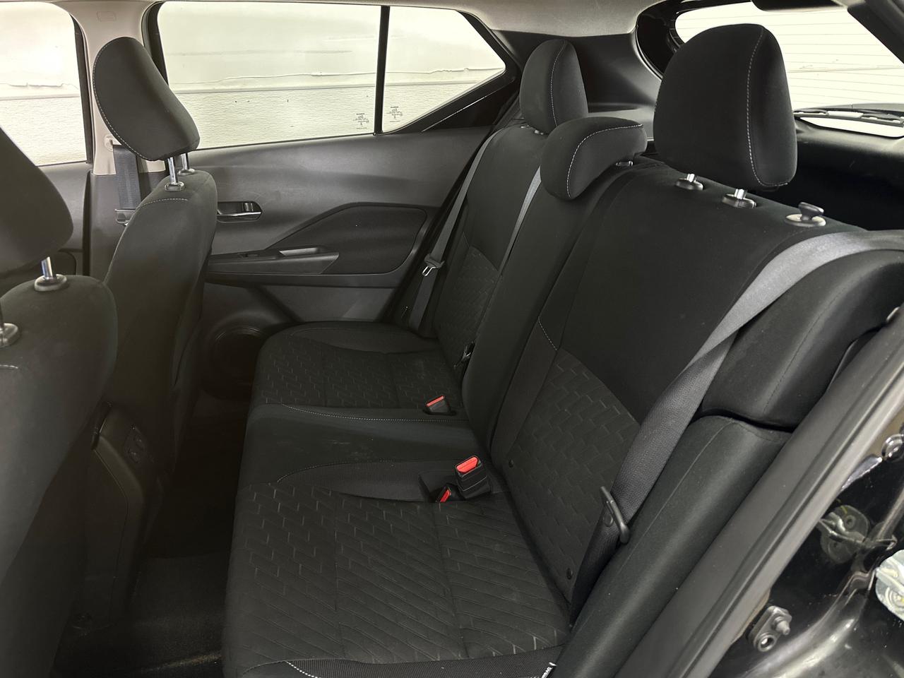 2024 Nissan Kicks SV/20KM/OFF 1 OWNER NISSAN LEASE! Photo