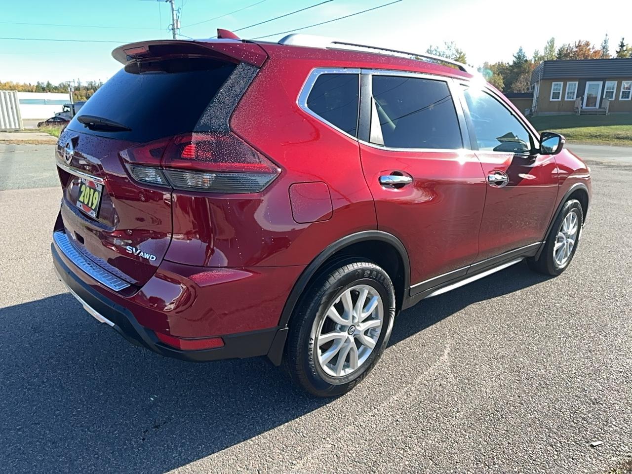 2019 Nissan Rogue AWD SL Photo4