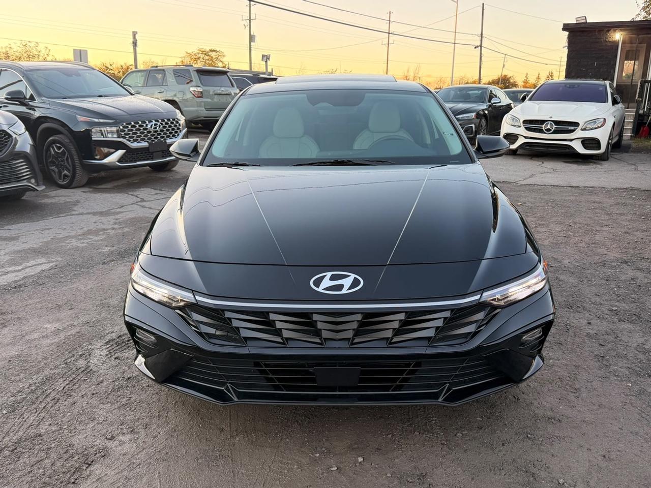 2026 Hyundai Elantra Luxury Photo