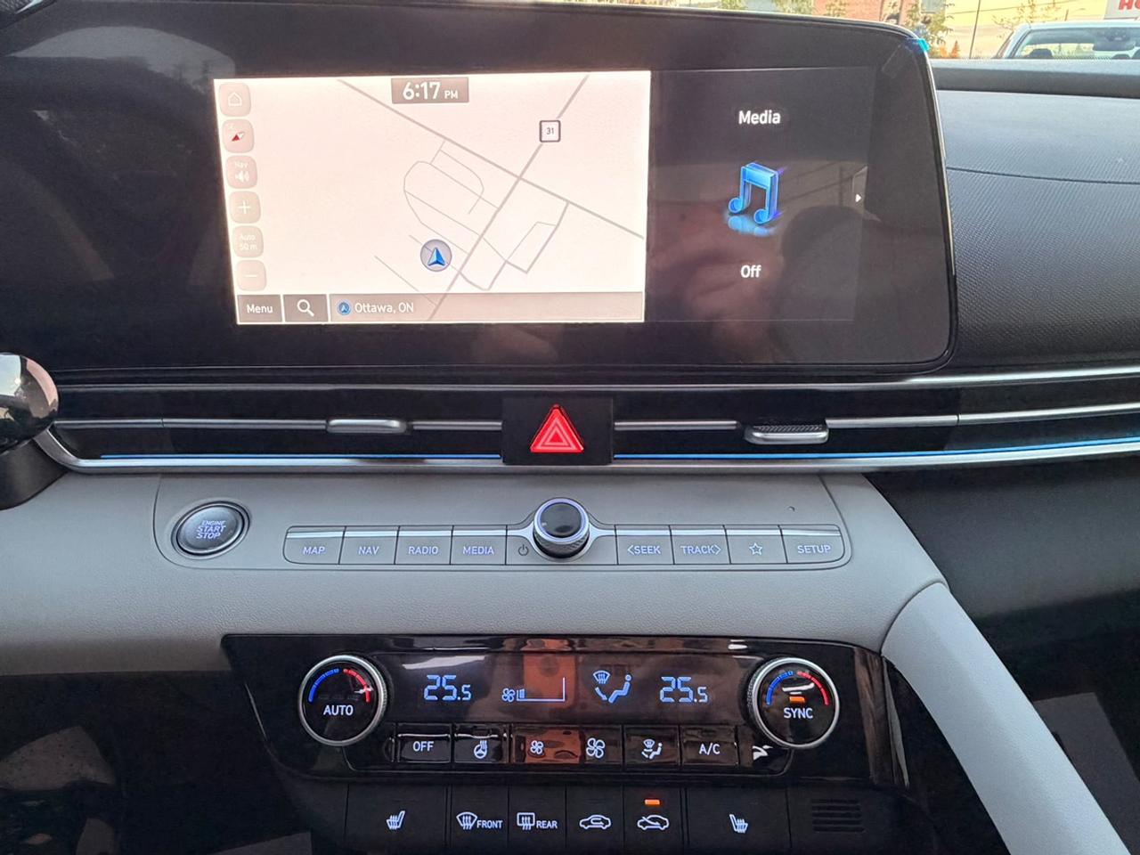 2026 Hyundai Elantra Luxury Photo
