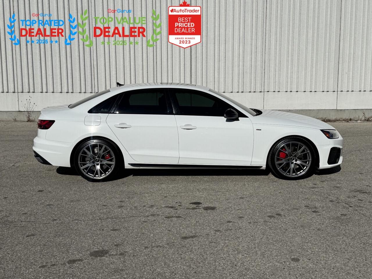 2022 Audi A4 PROGRESSIV S-LINE BLACK OPTICS | AMBIENT LIGHTING | SUNROOF | LOADED Photo