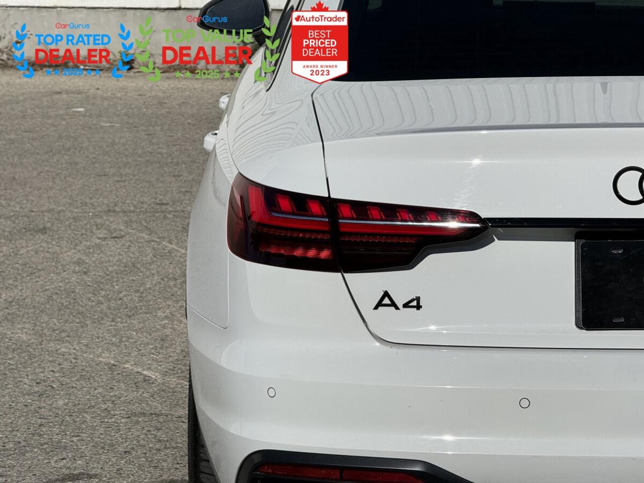 2022 Audi A4 PROGRESSIV S-LINE BLACK OPTICS | AMBIENT LIGHTING | SUNROOF | LOADED Photo