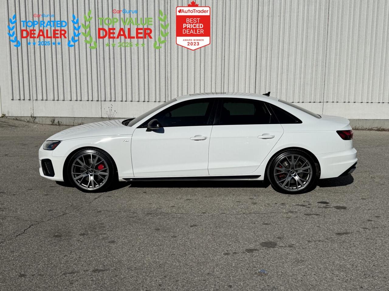 2022 Audi A4 PROGRESSIV S-LINE BLACK OPTICS | AMBIENT LIGHTING | SUNROOF | LOADED Photo