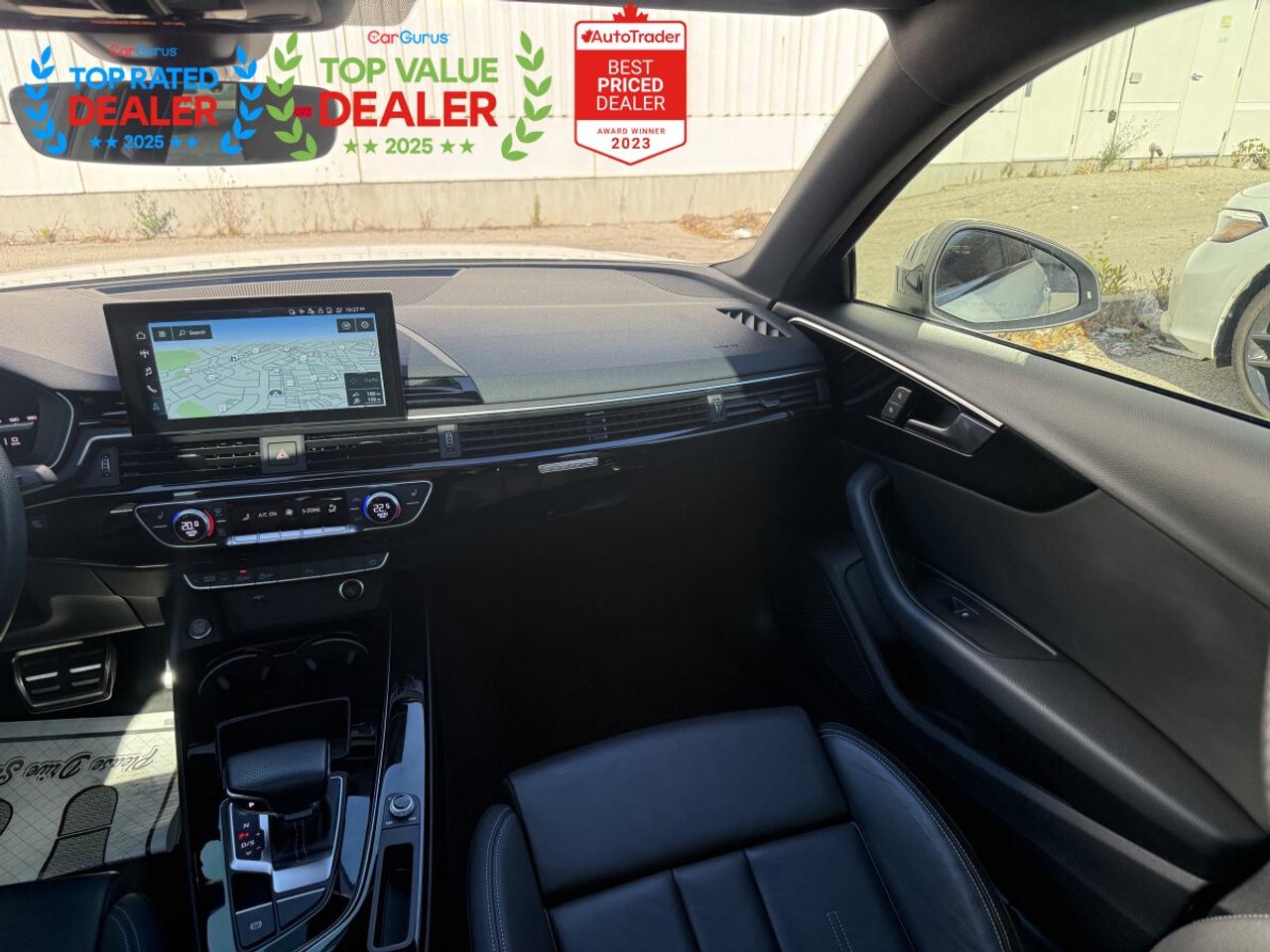 2022 Audi A4 PROGRESSIV S-LINE BLACK OPTICS | AMBIENT LIGHTING | SUNROOF | LOADED Photo