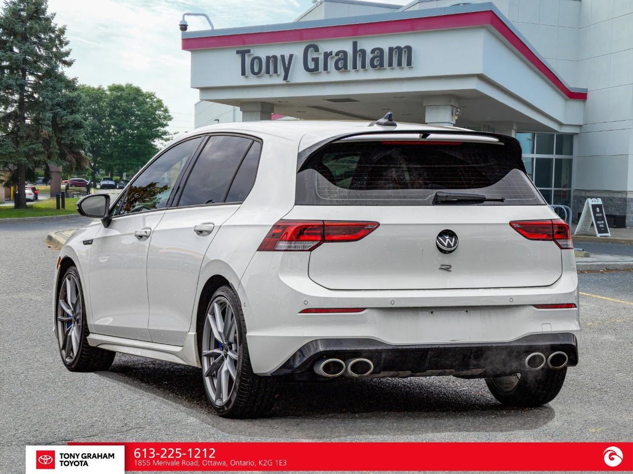 2024 Volkswagen Golf R Photo