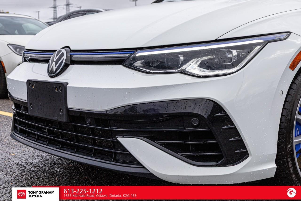 2024 Volkswagen Golf R Photo