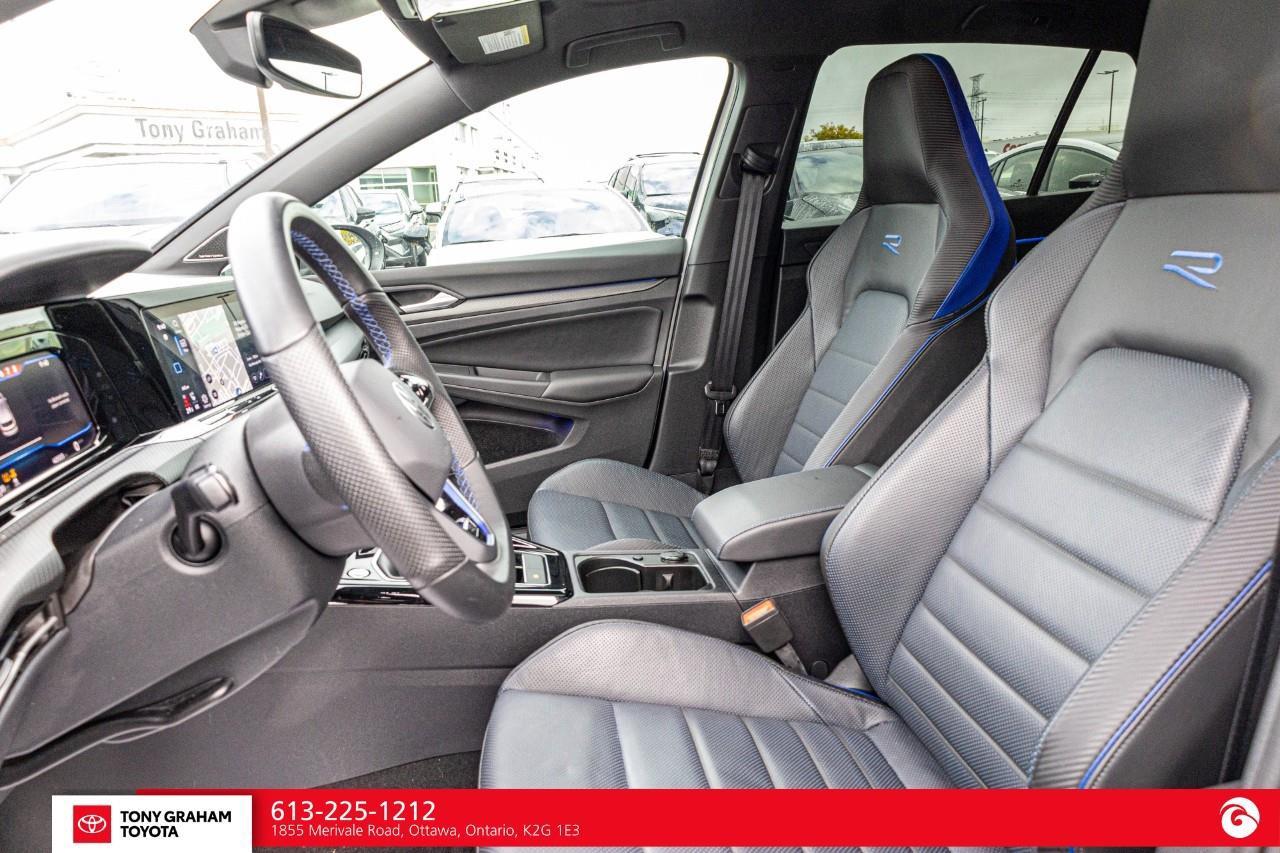 2024 Volkswagen Golf R Photo