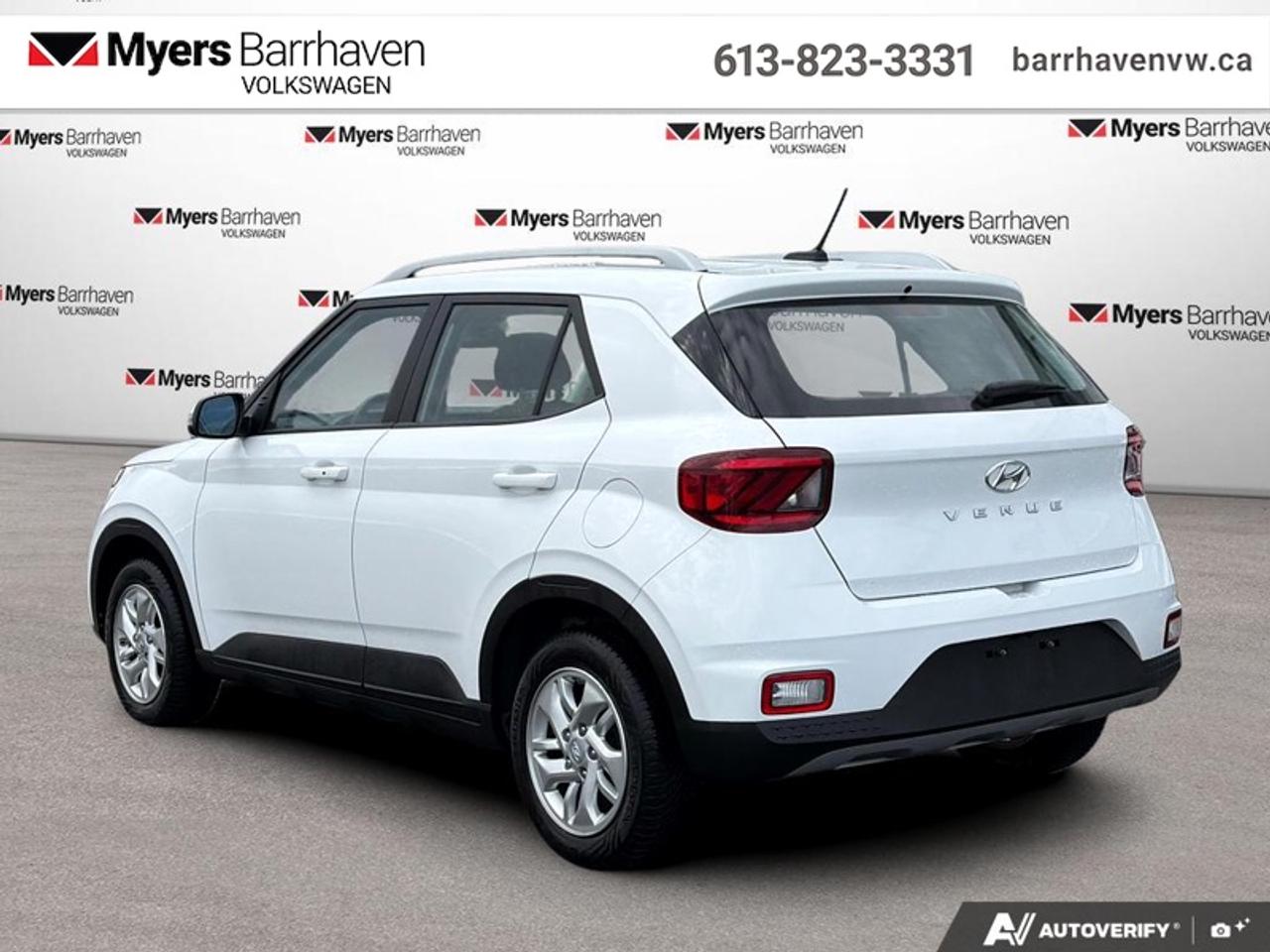2025 Hyundai Venue Preferred IVT  - Heated Seats Photo2