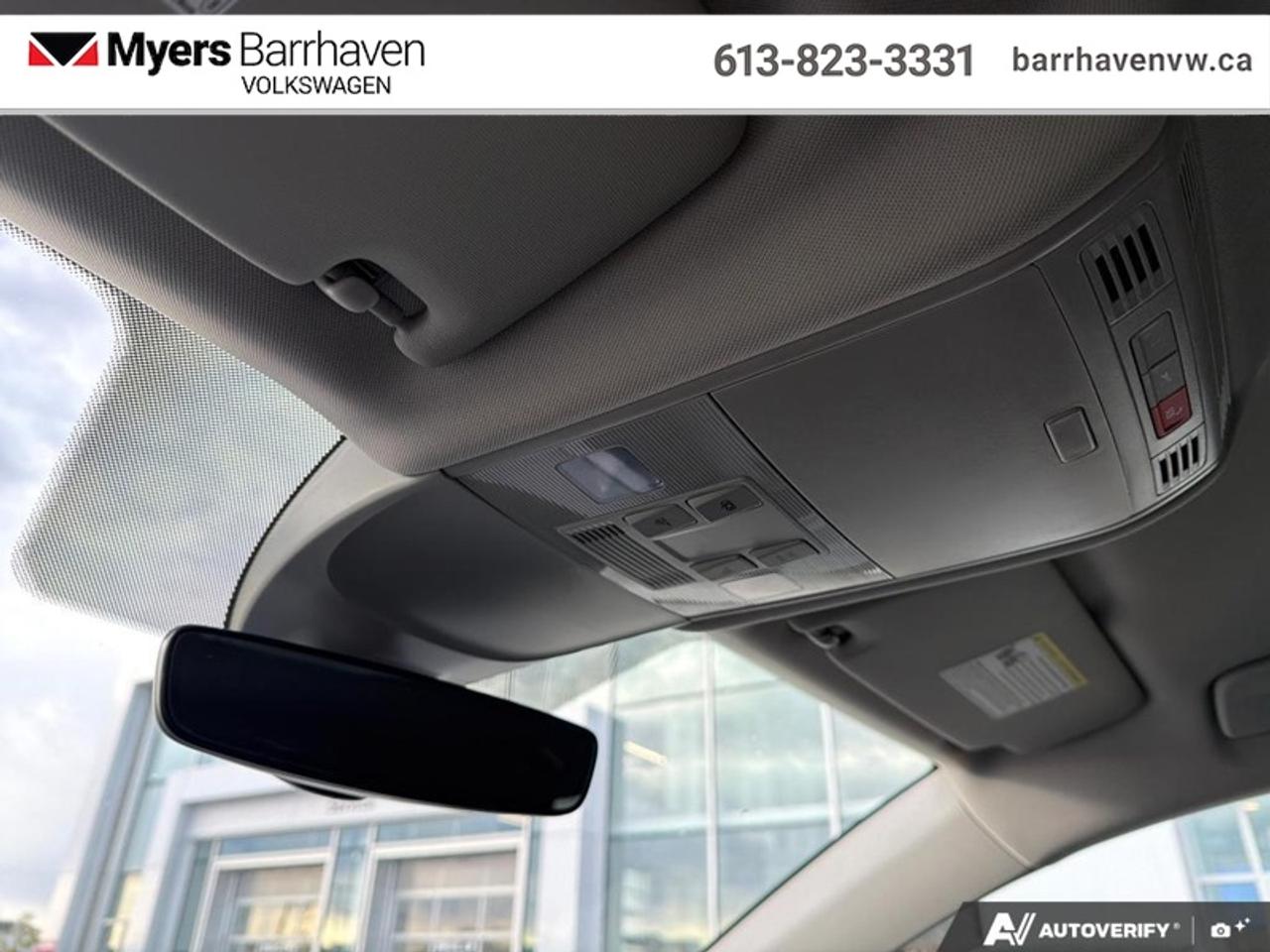 2024 Volkswagen Taos Comfortline 4MOTION  -  Heated Seats Photo